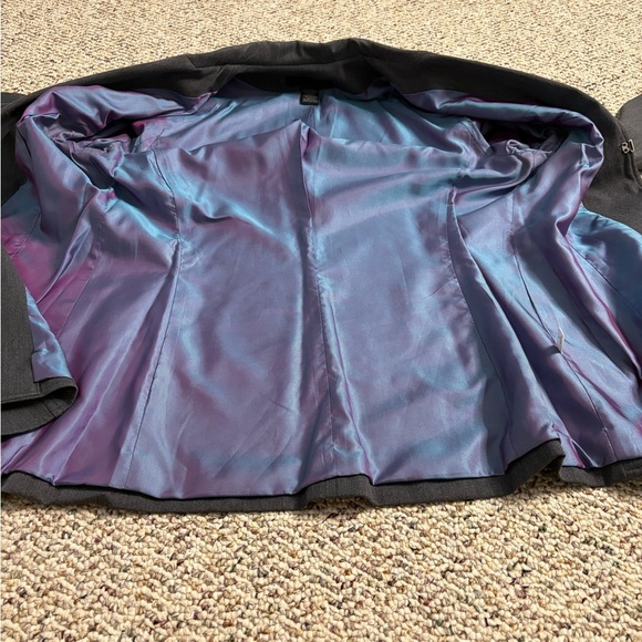 The Limited Gray 2 Piece Blazer & Slacks. EUC. Y2K. Size 8 - Picture 12 of 16